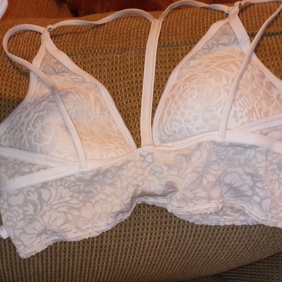 Bra - Picture 3 of 5